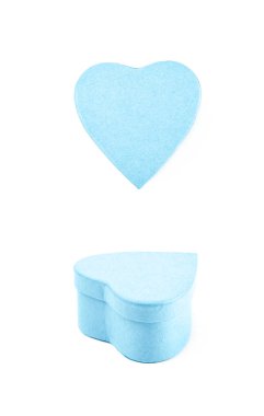 İzole kağıt hediye kutusu