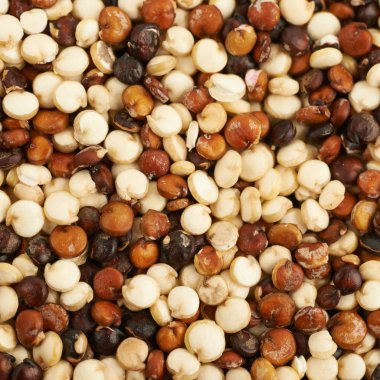 Quinoa tohumları ile kaplı yüzey