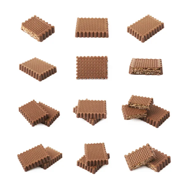 Σοκολατα γκοφρετες καλύπτονται απομονωμένες — Φωτογραφία Αρχείου