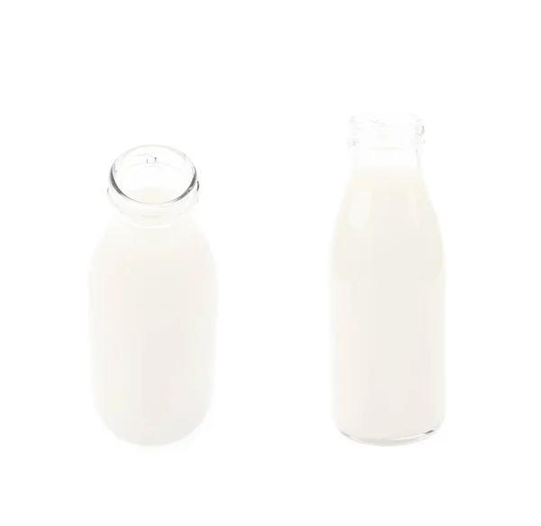 Flaska mjölk isolerade — Stockfoto