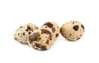 İzole kompozisyon bıldırcın yumurtası