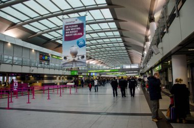 Dortmund, Almanya - 13 Aralık 2017: Havaalanı Terminal. Dortmund Havaalanı (Dtm)