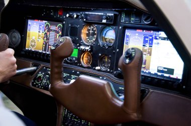 İçini uçağın kabin içinde