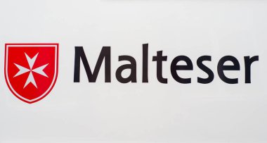 Soest, Almanya - 31 Aralık 2018: Malteser Logo. Malteser uluslararası insani yardım Sovereign askeri Malta sipariş bir uluslararası sivil toplum yardım kuruluşudur.