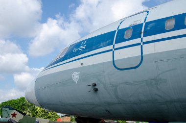 Tupolev Tu-154 (Nato rapor adı: 