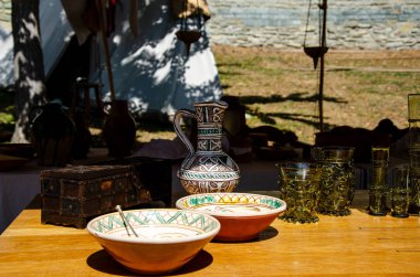 Ortaçağ festivalinde ortaçağ yemekleri ve yaşam.