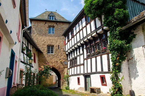 View of Hirtenturm, an old city gate in Blankenheim, North Rhine-Westphalia Germany — Stock Photo, Image