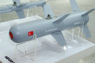 Kyiv, Ukrayna - 09 Ekim 2019 Roketatarlar. Roketsan Mam-L tüm Uav sınıfları ve hafif saldırı uçakları için 1 m 'den daha az kullanıma uygun hale getirilmiştir