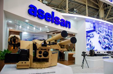Kyiv, Ukrayna - 09 Ekim 2019: Aselsan Exposition Stand. Aselsan, Türk Silahlı Kuvvetleri için taktik askeri telsiz ve savunma elektronik sistemleri üreten bir Türk şirketidir..