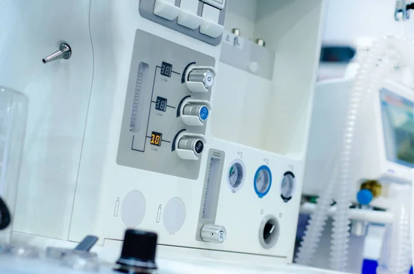 Close-up van de verdovingsmachine in het ziekenhuis — Stockfoto