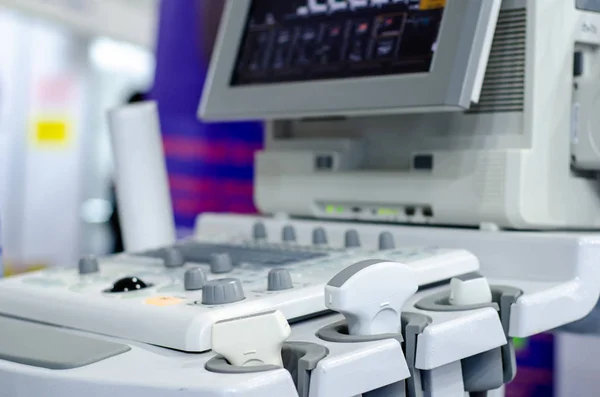 Close-up of ultrasound machine in clinic. — Stock Photo, Image