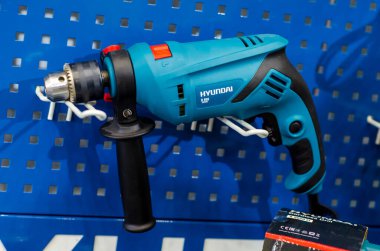 Kyiv, Ukrayna - 19 Ağustos 2020: Hyundai Hammer Matkap Satılık