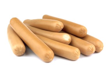 Beyaz arka plan üzerinde izole taze sosis. Sosisli sandviç sosis