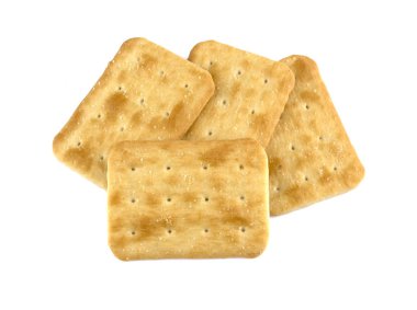 Beyaz arkaplanda çıtır kraker izole edildi