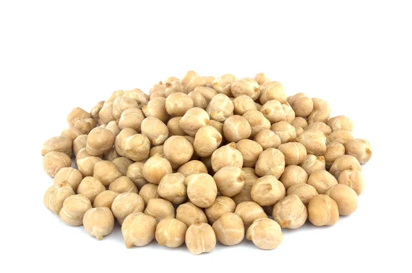 Garbanzos aislados sobre fondo blanco. alimentos saludables — Foto de Stock