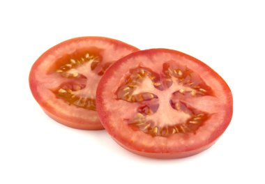 Beyaz arka plan üzerinde izole domates dilimleri