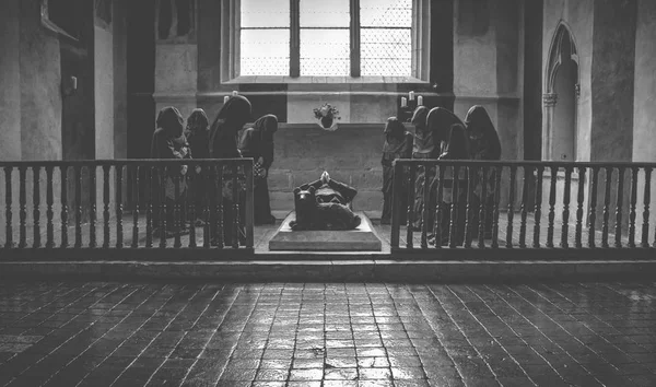 Munkarna Fransk Begravning Ett Slott — Stockfoto