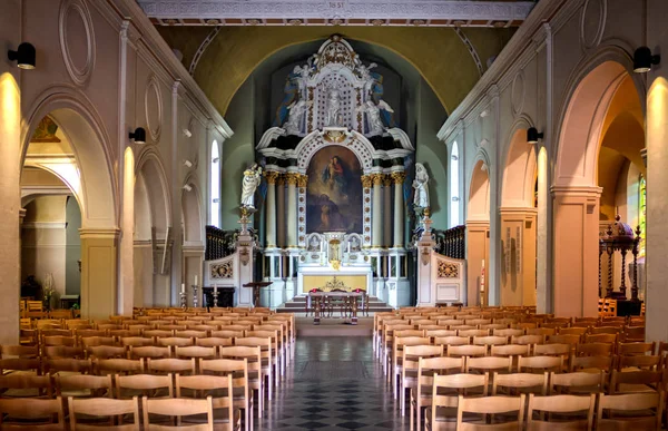 Pequeña Iglesia Francesa Sin Gente — Foto de Stock