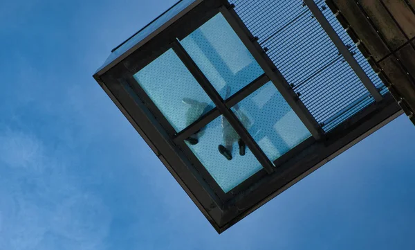 Plataforma Observación Una Torre Vigilancia Contra Cielo Azul Punto Fronterizo — Foto de Stock