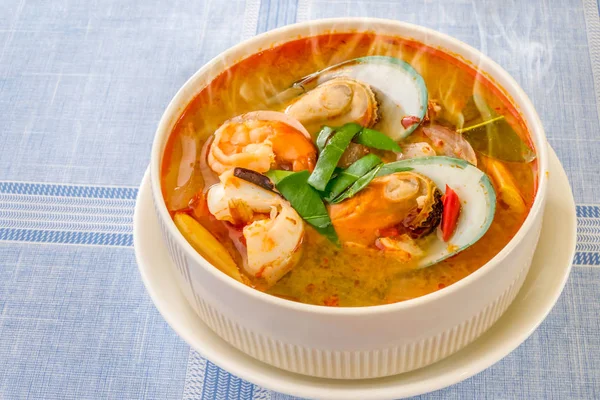 Würzige Meeresfrüchtesuppe Oder Tom Yum Goong Traditionelles Essen Thailand — Stockfoto