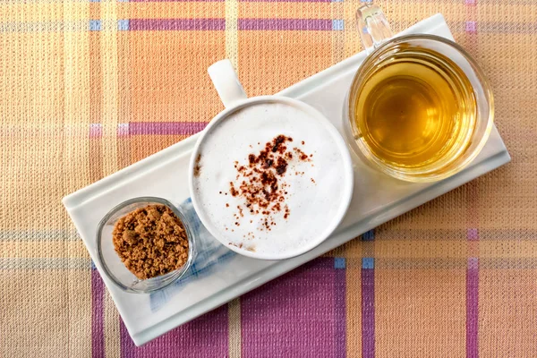 Üstten Bir Fincan Sıcak Kahve Esmer Şekerli Çay — Stok fotoğraf