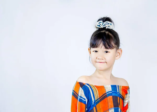 Porträt Der Jungen Süßen Asiatischen Mädchen — Stockfoto