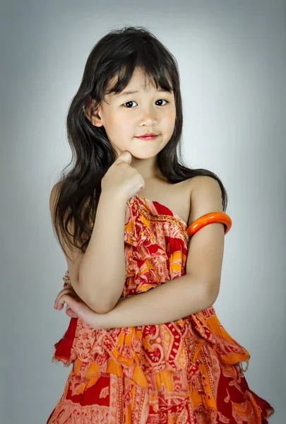 Retrato de menina asiática — Fotografia de Stock