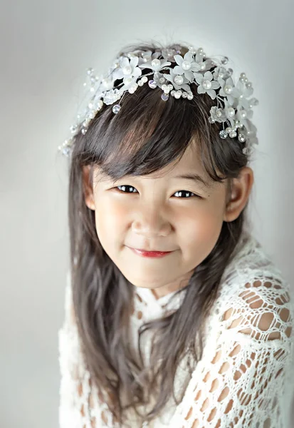 Retrato de niña asiática —  Fotos de Stock