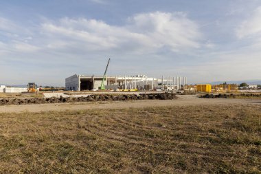 Şantiye çayırda kopya alanı