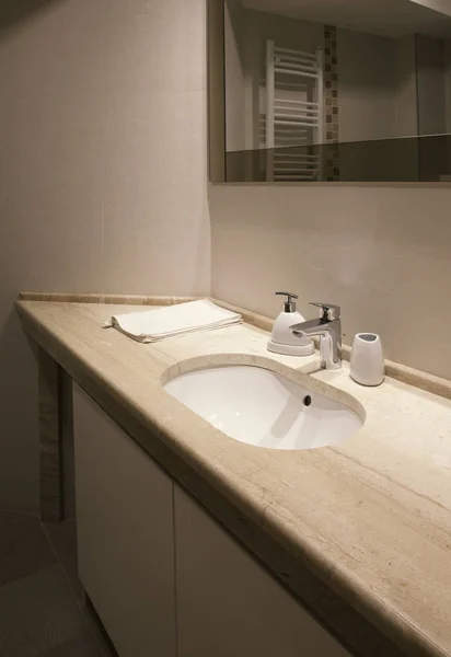 Waschbecken Modernen Badezimmer Nachtszene — Stockfoto