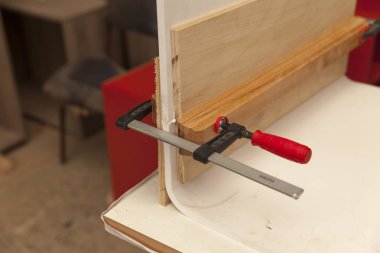  marangoz Atölyesi, yakın