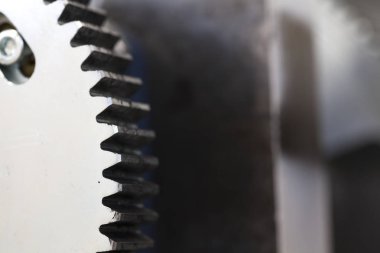 metal ve plastik dişliler