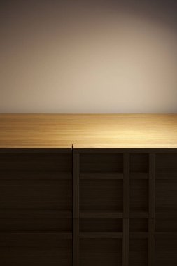 ışıklı ahşap masa