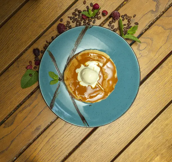 Panqueques con helado — Foto de Stock