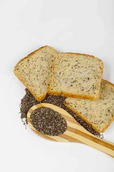 Pan Con Semillas Chía Aisladas Blanco — Foto de Stock