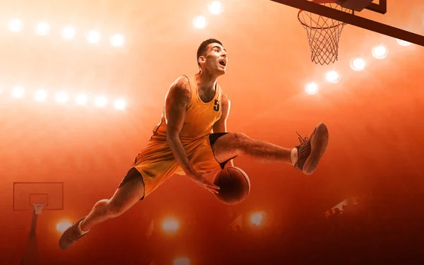 Basketbalspeler Actie Met Een Bal Slam Dunk Rode Verlichte Backgroound — Stockfoto