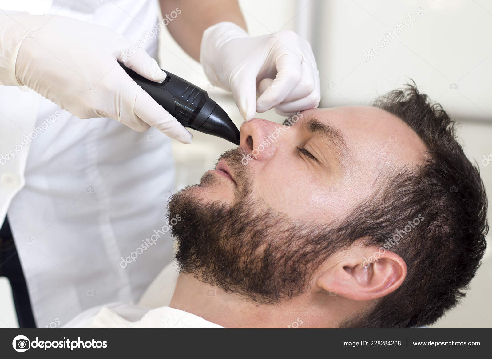 Man Beauty Salon Nose Hair Removal Surgery Stock Photo C Ada Tom