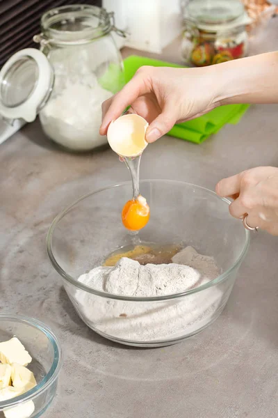 Yema Vuelo Añadir Yemas Huevo Los Ingredientes Necesarios Para Preparar — Foto de Stock