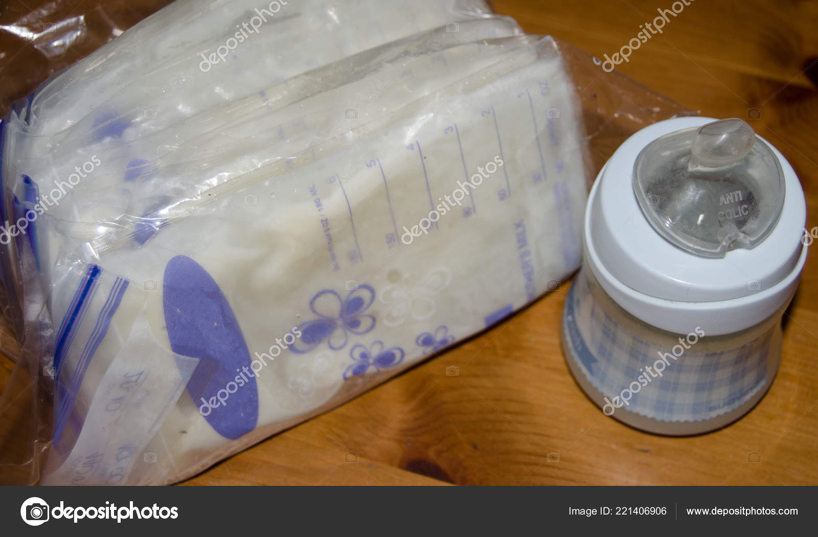 Leche materna congelada para los dientes