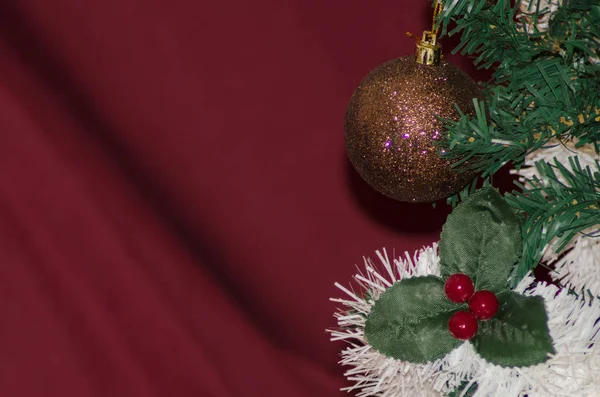 Fechar Foto Bola Natal Árvore Natal Vermelho Espaço Cópia Fundo — Fotografia de Stock