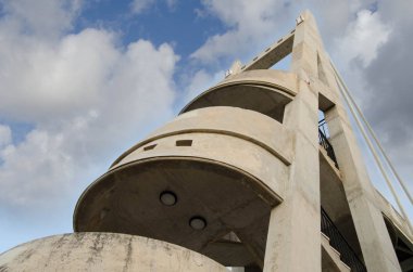 Merdiven yürümek gibi Sant Pauls köprü bay Malta