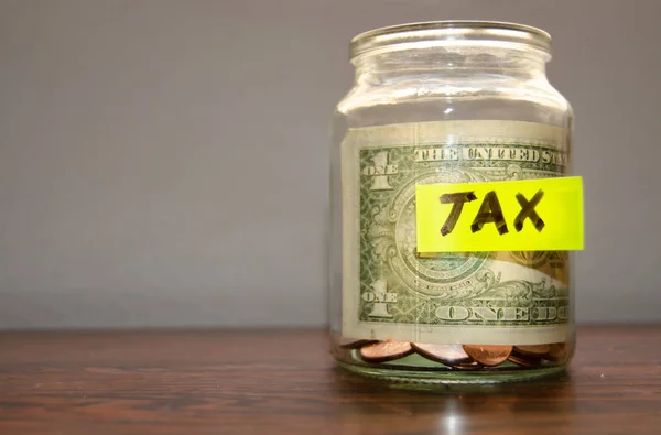 sikke ve içinde dolar işareti vergi üzerine - vergi gün kavramı ile ile jar