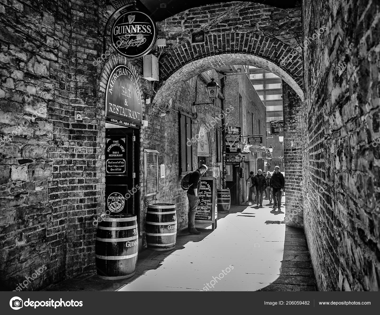 Dublin ireland march 2018 merchant arch restaurant alley temple bar stock photo
