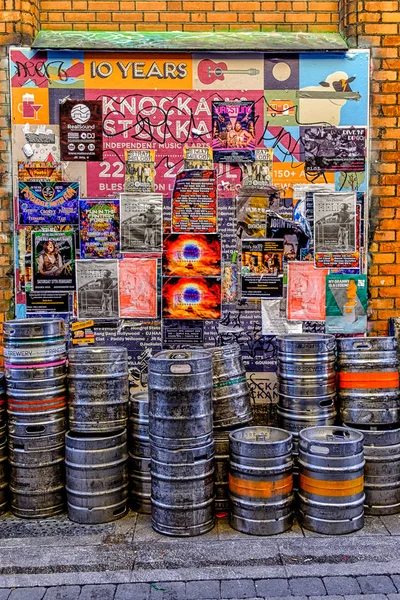 Dublín Irlanda Marzo 2018 Barriles Cerveza Vacíos Dame Lane Stag —  Fotos de Stock