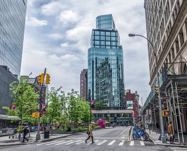 Nueva York Mayo 2018 Edificio Moderno Astor Place Manhattan — Foto de Stock