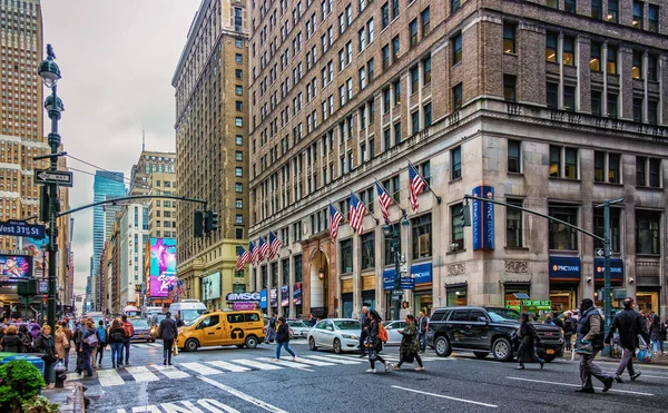 Nueva York Estados Unidos Mayo 2019 Escena Urbana 7Th Ave — Foto de Stock