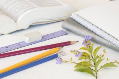sözlük defter için ileti örneği ile çalışma öğrenci Beyaz tablo yok