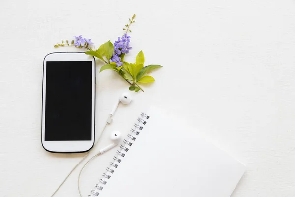 Telefone Celular Notebook Planejador Para Trabalho Negócios Mesa Escritório Fundo — Fotografia de Stock