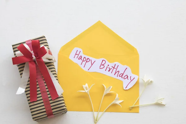 Κουτί Δώρου Χαρούμενα Γενέθλια Μήνυμα Κάρτα Χειρογράφου Για Ειδική Χαιρετισμό — Φωτογραφία Αρχείου