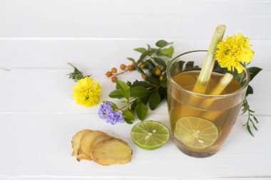 limon limon zencefil bitkisel sıcak sağlıklı içecekler boğaz arka plan beyaz üzerinde doğadan için bal karışımı